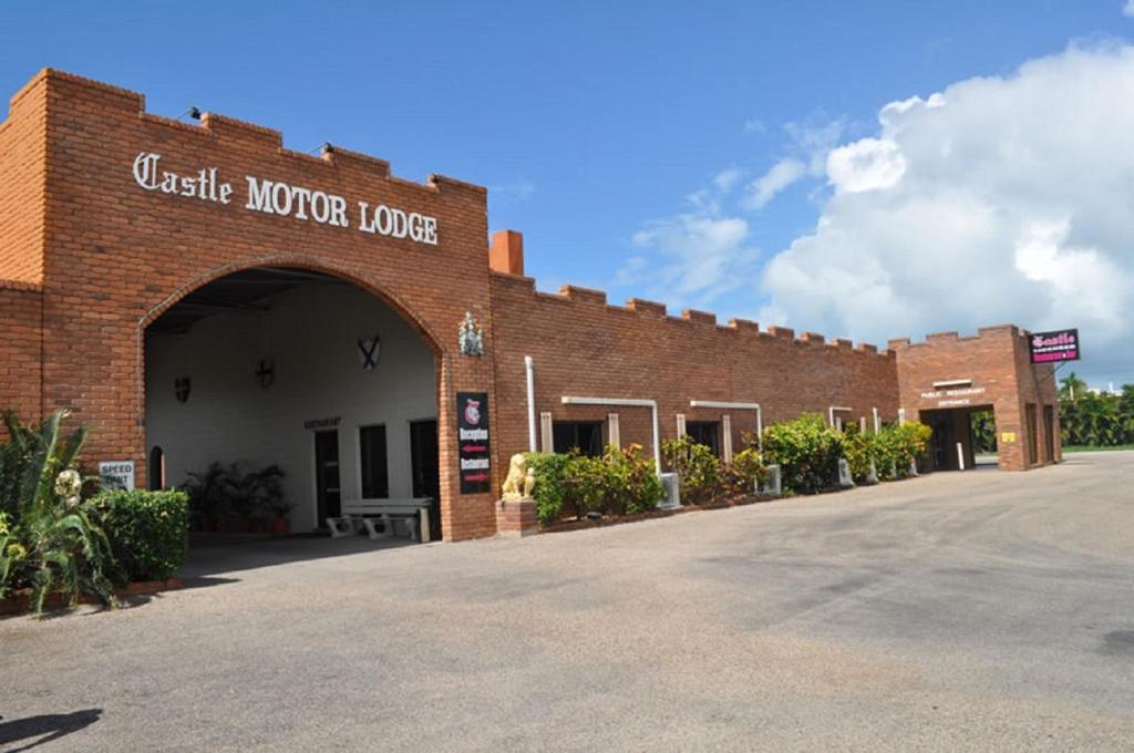 Castle Motor Lodge ボーエン エクステリア 写真